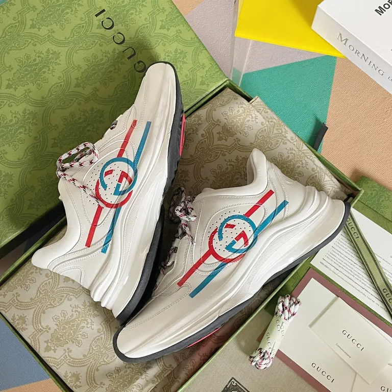 Gucci Shoe 